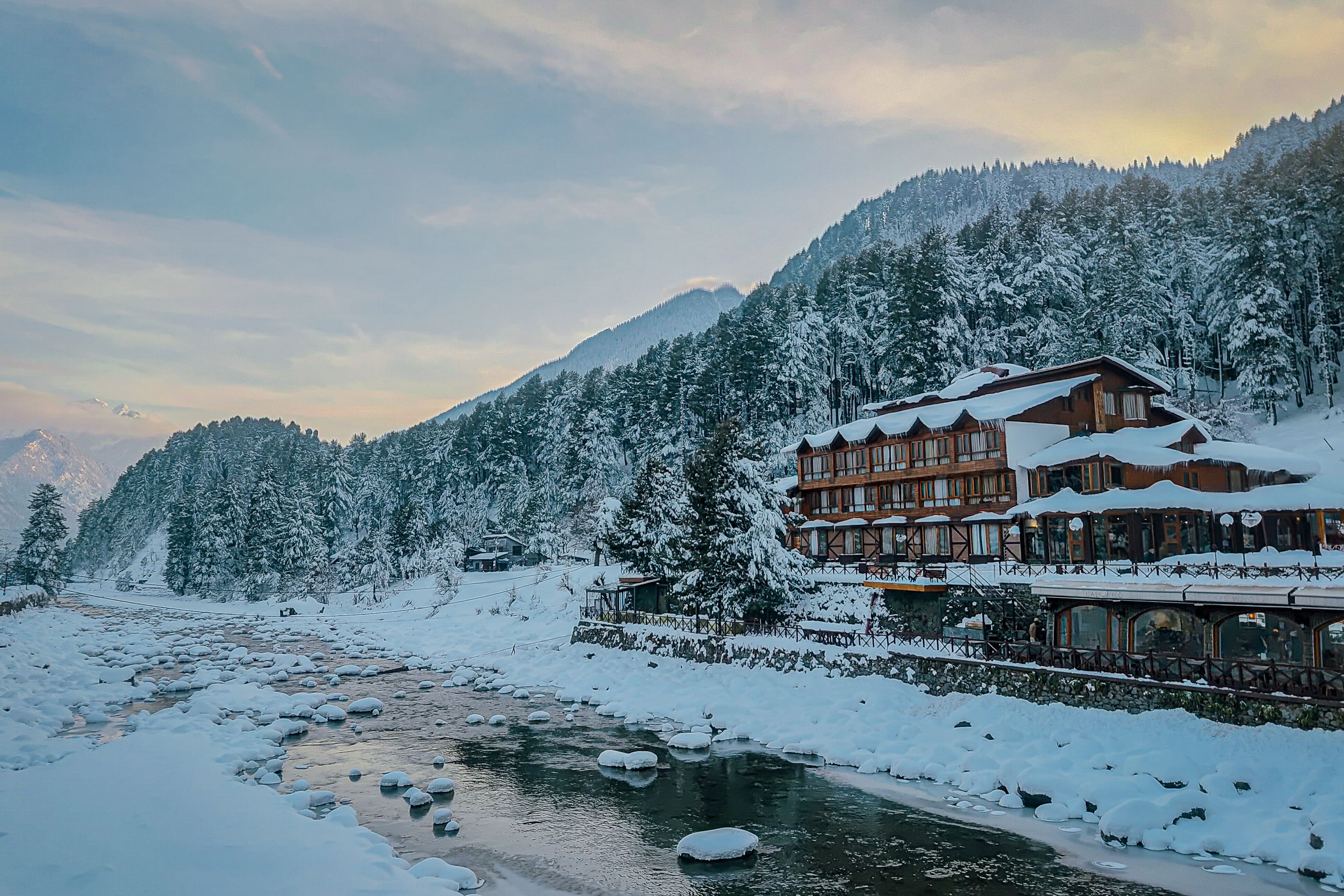 Pahalgam Nature Retreat